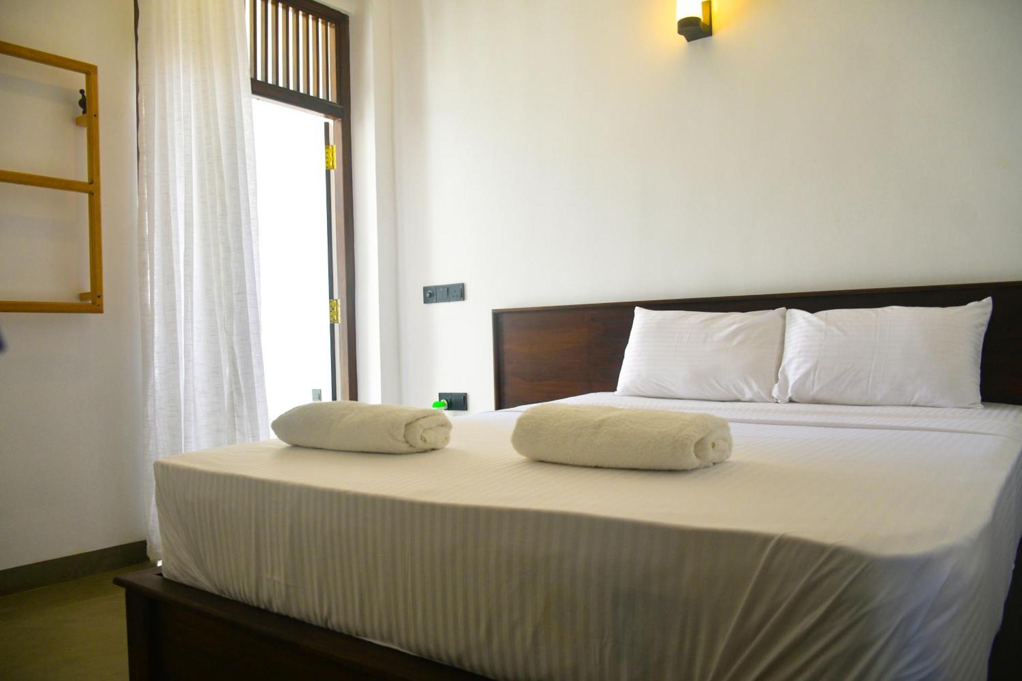Thaproo Bay Hiriketiya Bed & Breakfast Dikwella Eksteriør bilde